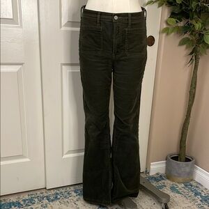 GAP Women's Olive Green Corduroy Jeans 70’s Flare High Rise Sz 28 6R
